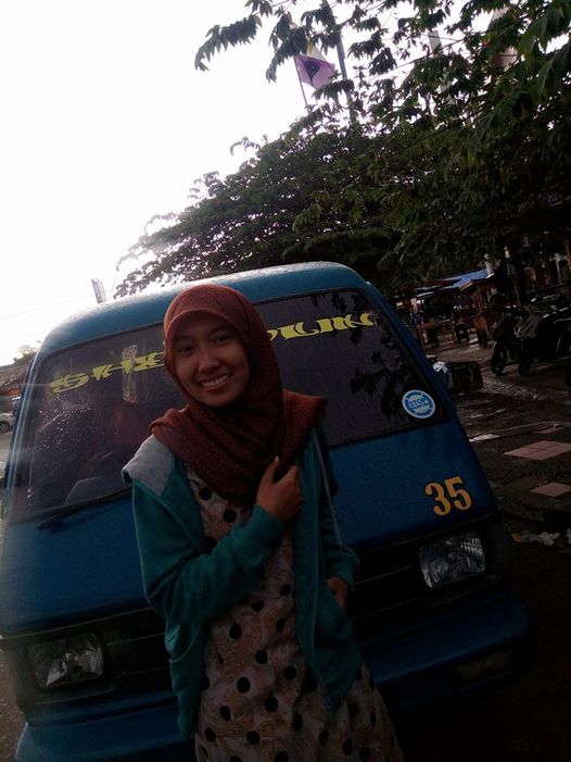 Rr Dewi Nirwana