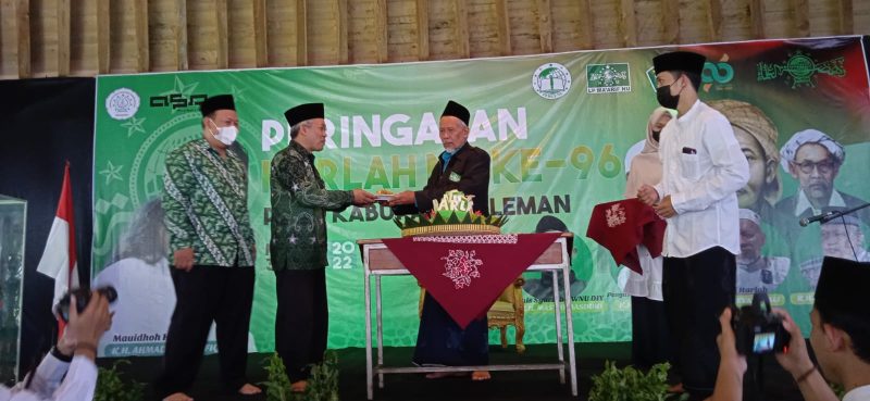 Potong Tumpeng Harlah NU Sleman