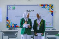 SMP Diponegoro Depok Juarai Lomba Esai Madipo Fest'22